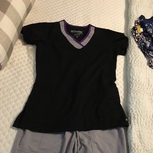 Grey’s anatomy active scrub set